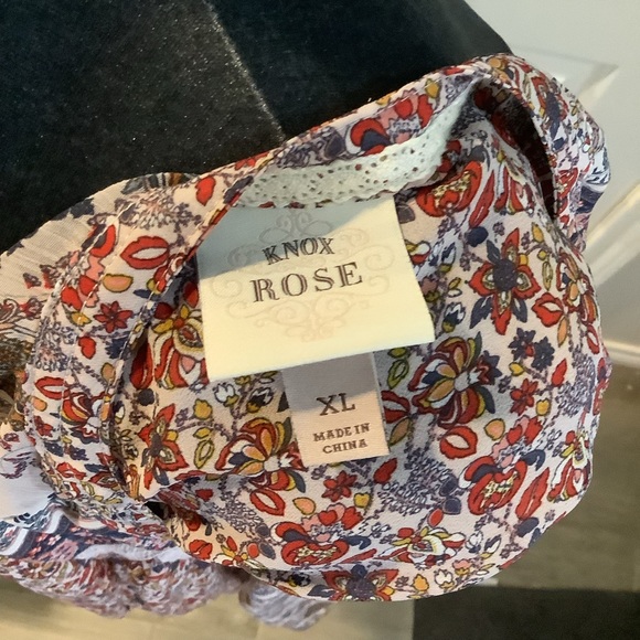 Knox Rose - XL - Boho Floral Print Peasant Tunic Blouse, Flowy - Plus Size - Picture 3 of 3